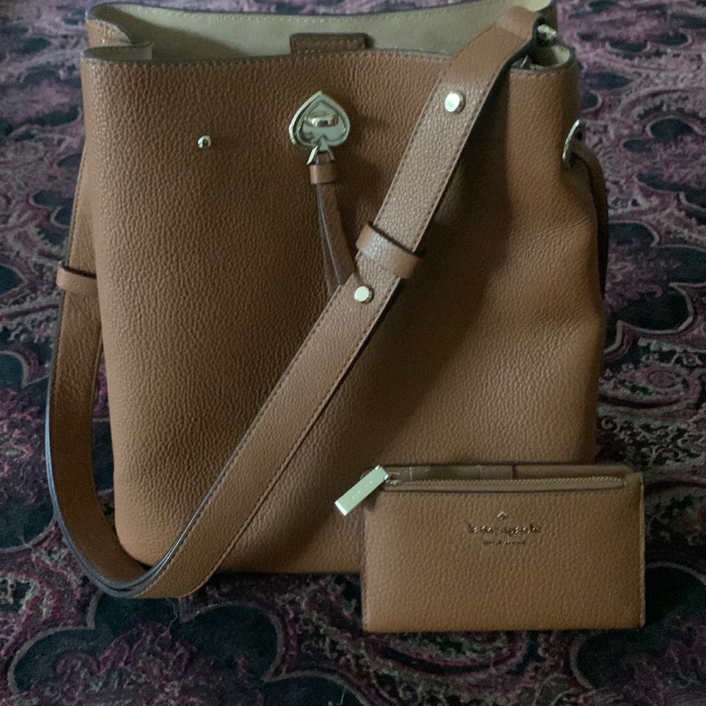 Kate Spade Bucket Shoulder Bag with matching wallet